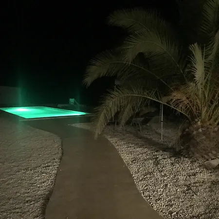 Lo Vela Zen - Adults Only