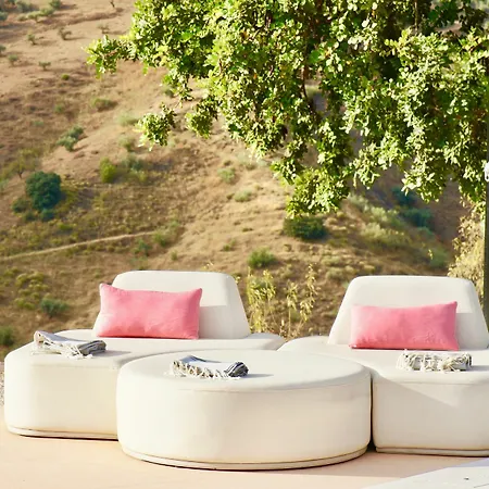 Lo Vela Zen - Adults Only 3*